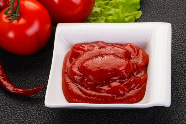 Salsa Tomate Ketchup Servido Pimienta Ajo —  Fotos de Stock