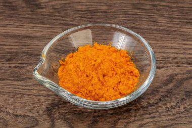 Tumerik - kâsede sokağa çıkma yasağı tozu