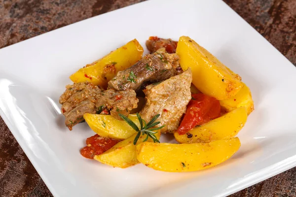 Carne Porco Assada Com Potao Tomate Servido Alecrim — Fotografia de Stock