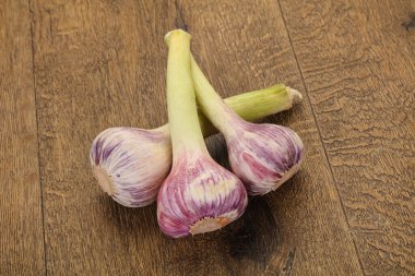 Taze aromalı sarımsak yığını