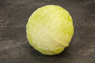 Taze, olgun lahana pişmeye hazır.