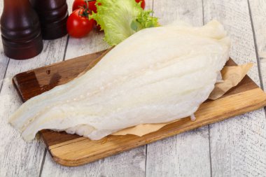 Ham pisi balığı fileto yemek pişirmek için hazır