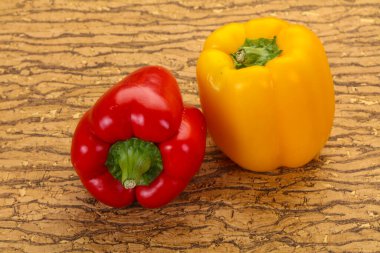 Kırmızı ve Sarı Bulgar Çan biberi