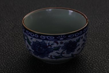 Çay için boş Çin Kupası