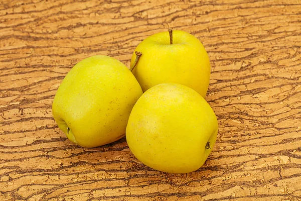 Sweet Ripe Tasty Golden Apples Background — Stock Photo, Image