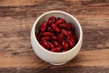 Soslu kırmızı böbrek.