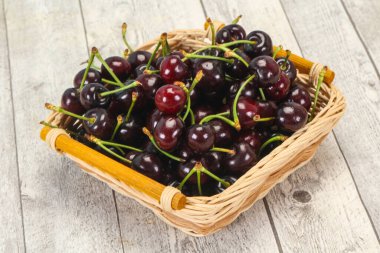 Olgun tatlı, taze kiraz meyvesi