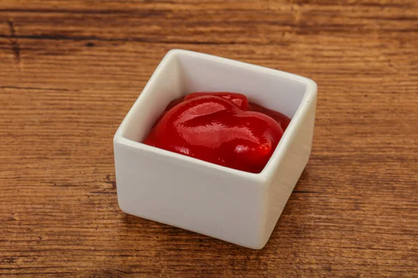 Ízletes Paradicsom Ketchup Tálban — Stock Fotó