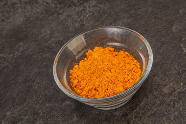 Tumerik - kâsede sokağa çıkma yasağı tozu