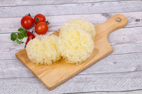 Rohe Reisnudeln Zum Kochen Bereit — Stockfoto