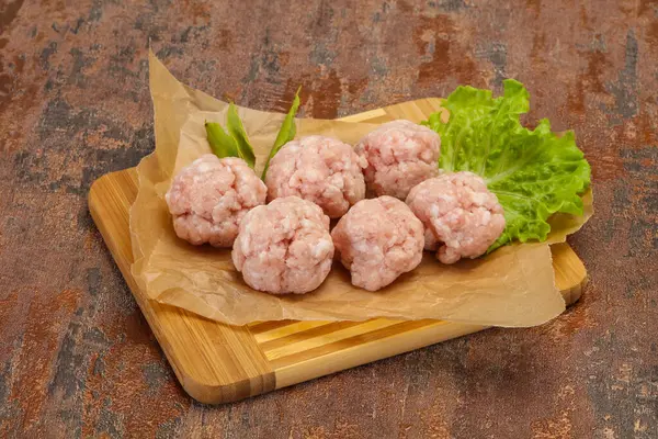 Hausgemachte Hackfleischbällchen Aus Rohem Schweinefleisch Bereit Zum Kochen — Stockfoto