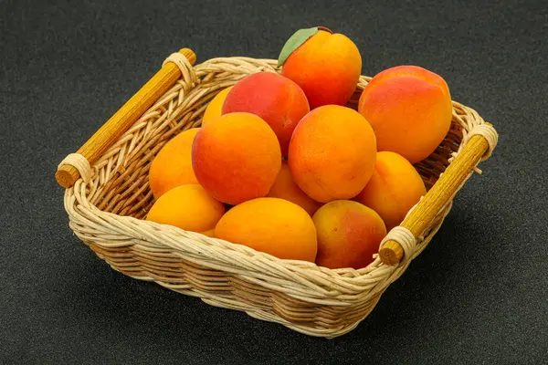 Doce Maduro Fresco Poucos Damascos Fruta — Fotografia de Stock