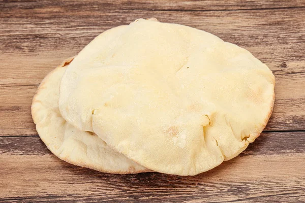 Pão Tradicional Pita Oriental Para Lanche — Fotografia de Stock