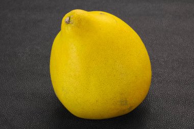 Olgun taze Pomelo meyve ahşap arka plan üzerinde