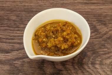 Kasede biberli yeşil baharatlı sos.