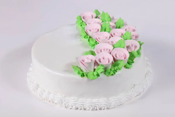 Leckerer Kuchen Mit Sahneblüten — Stockfoto