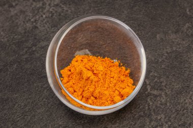 Tumerik - kâsede sokağa çıkma yasağı tozu