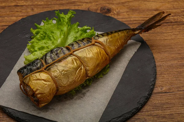 Lanche Peixe Cavala Saboroso Defumado Bordo — Fotografia de Stock