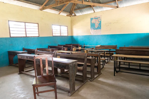 Sala de aula na escola da aldeia em Zanzibar — Fotografia de Stock