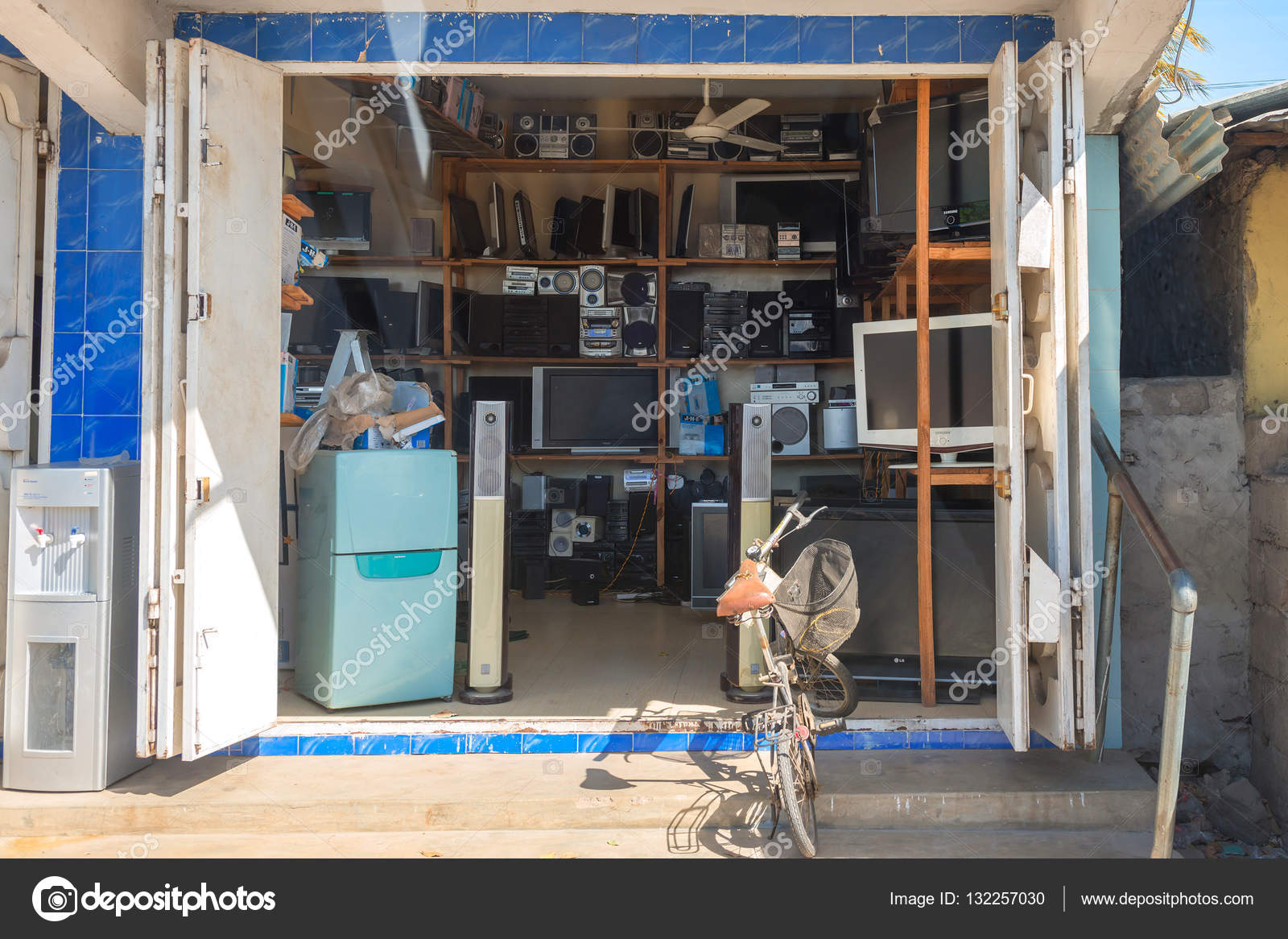 Electronics in Zanzibar