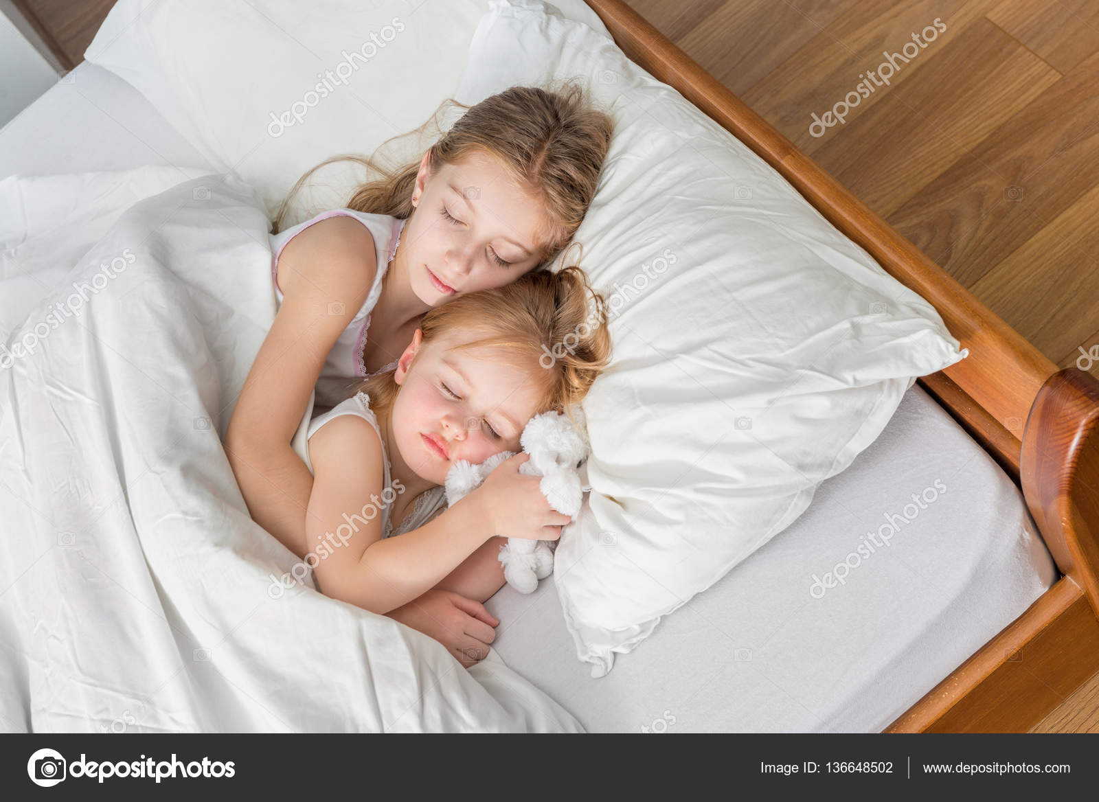 little-sister-naked-in-bed-cha-indian-babes-bunny