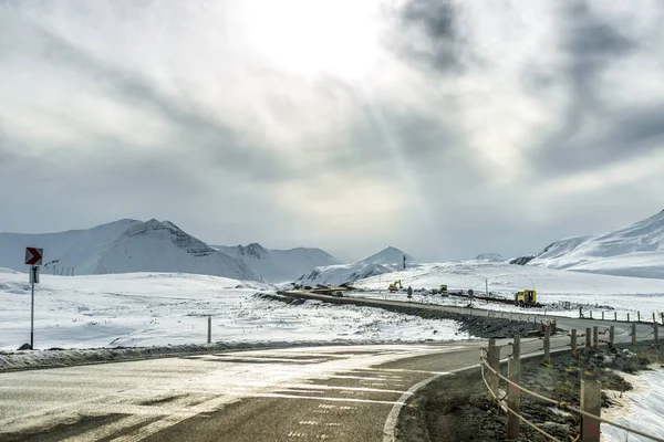 Camino de invierno en Georgia — Foto de Stock