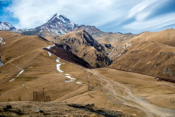 Wege zum Walken im Grat, Georgien — Stockfoto