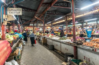 Kutaisi homegrown sebze satırları