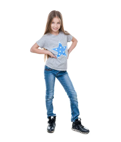 Preteen girl posiert, isoliert auf weißem Hintergrund — Stockfoto