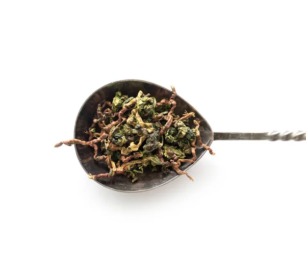 Löffel mit losem Tee verschiedener Art, von oben — Stockfoto
