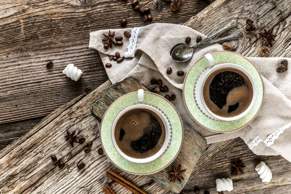 Dos tazas de café negro —  Fotos de Stock