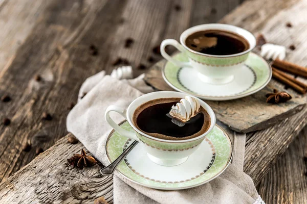 Dos tazas de café negro — Foto de Stock