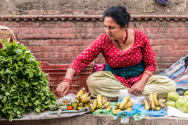 Gyümölcs piac Katmandu/Káthmándú — Stock Fotó