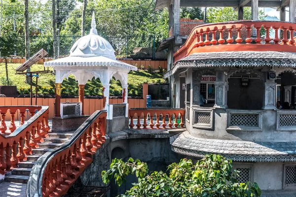 Gupteshwar mahadev höhle in pochara — Stockfoto