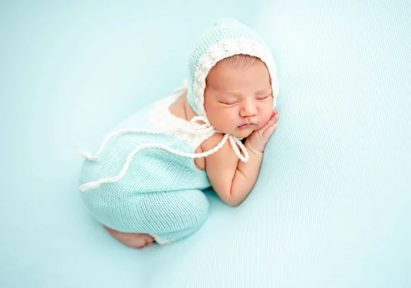 Newborn sleeping on stomach — Stock Photo, Image