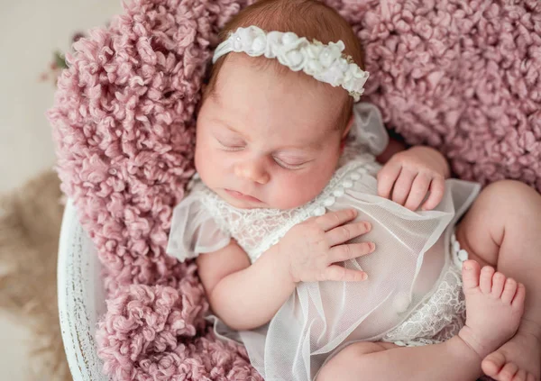 Krásný novorozený spánek — Stock fotografie