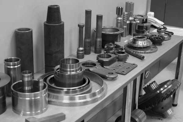 Endüstriyel Torna aletleri ve parçaları dönüm yüksek hassasiyetli cnc. yüksek hassasiyetli kalıp ve kalıp bölümü talaşlı imalat otomotiv. CNC prosessed bölümleri tablo