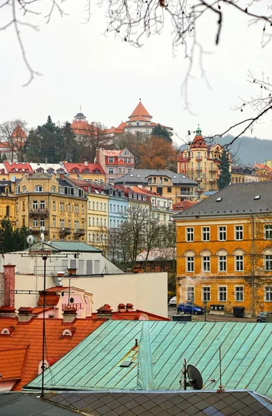 Stadtbild von Karlovy variieren im Spätherbst, tschechische republi — Stockfoto