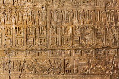 Mısır hiyeroglif antik taş sütun