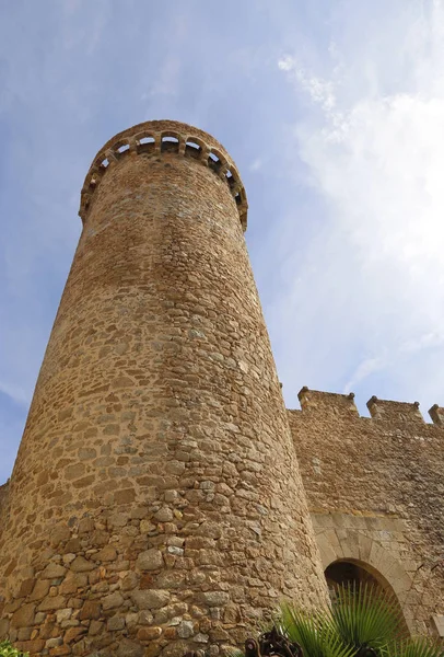 Torre e muralha, cidade de Tossa de Mar, Costa Brava, Catalunha, Espanha — Fotografia de Stock