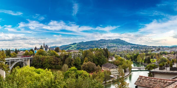 Berna en un día de verano en Suiza —  Fotos de Stock