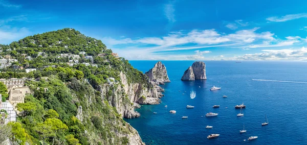 Capri Island i Italia – stockfoto