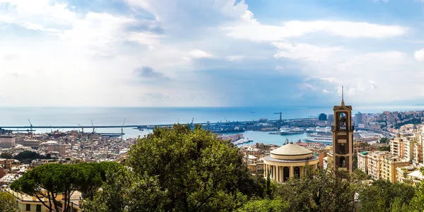 Генуэзский порт в Италии — стоковое фото