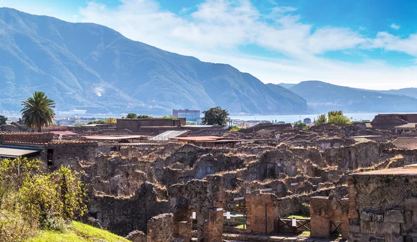 Pompeya ciudad en un día de verano — Foto de Stock