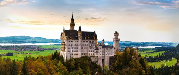 Pittoreske Neuschwanstein-kasteel — Stockfoto