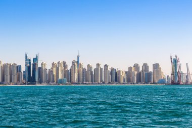 Dubai Yat Limanı bir yaz gününde