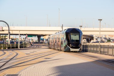 Yeni modern tramvay Dubai, Birleşik Arap Emirlikleri