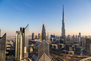 bir yaz günü şehir merkezinde Dubai