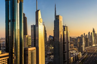 bir yaz günü şehir merkezinde Dubai