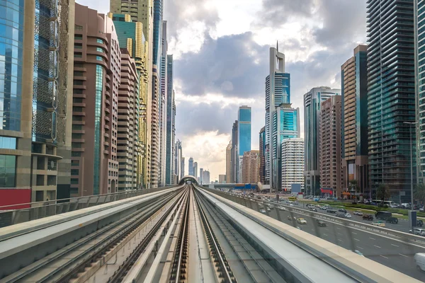 Dubai metro demiryolu — Stok fotoğraf